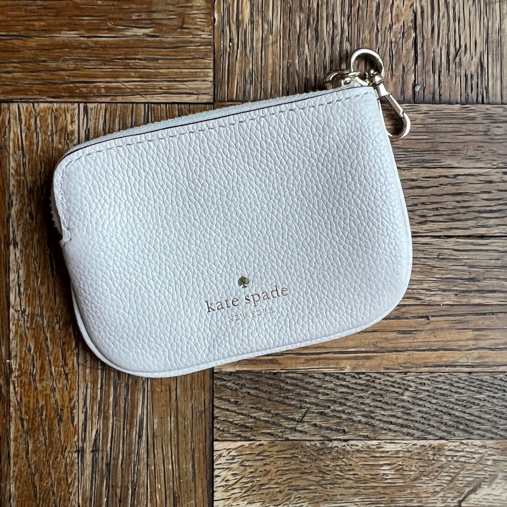 Kate Spade Cream wallet Pebbled Leather